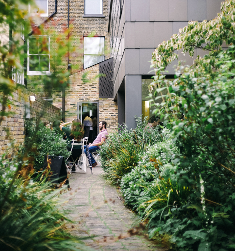 How to Create a Comfortable Outdoor Room