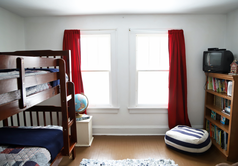 minimalist boys bedroom